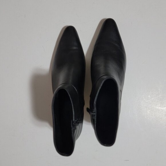 NEW Vince Hilda Ankle Boots Womens 7 Black Minimalist Chic Designer Simple - Picture 5 of 10
